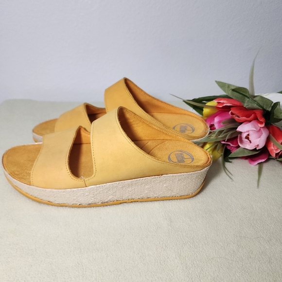 🔹️FINAL SALE🔹️ Fitflop Sandals - Picture 3 of 5